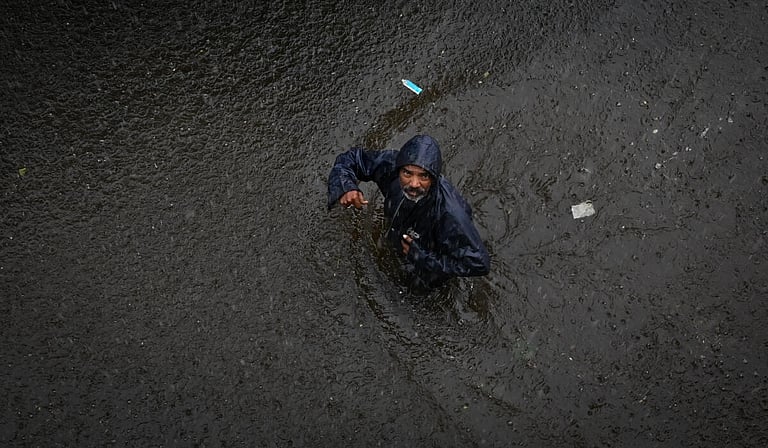 தூத்துக்குடி, நெல்லை, தென்காசி ஆகிய 3 மாவட்டங்களில் டிச.5-ல் கனமழைக்கு வாய்ப்பு