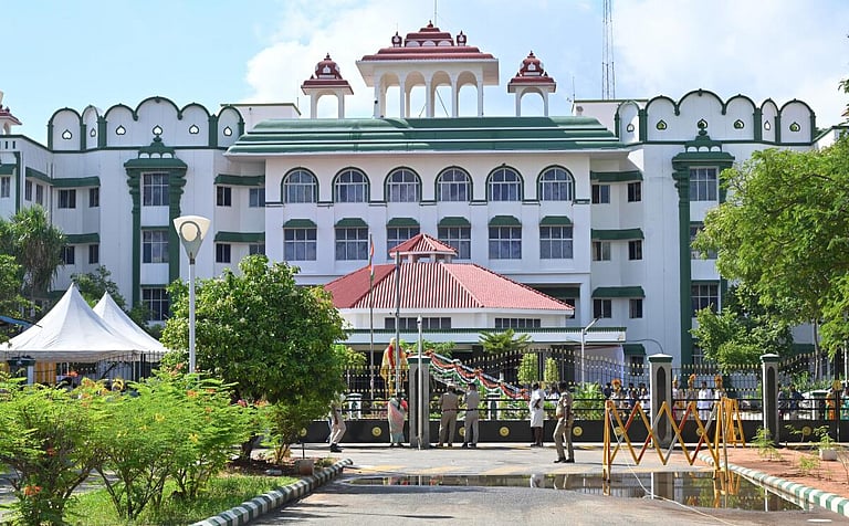 திருப்பரங்குன்றம் கார்த்திகை தீப வழக்கு: நீதிமன்ற அவமதிப்பு மனு டிச.9-க்கு ஒத்திவைப்பு