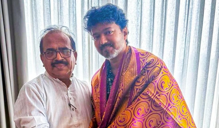 தவெகவில் இணைந்தார் நாஞ்சில் சம்பத்!