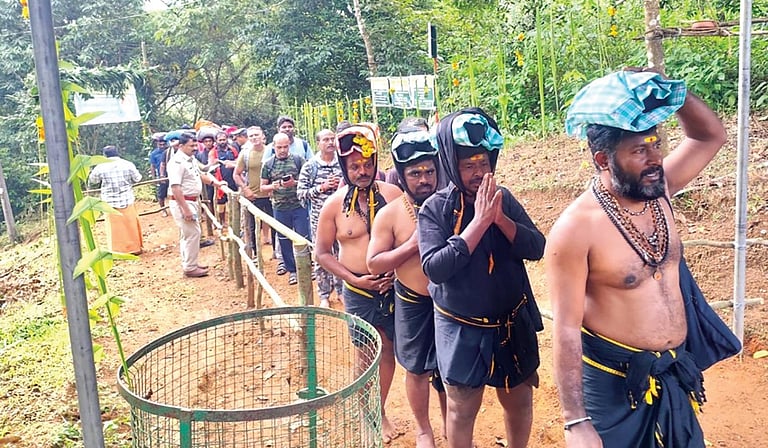 சத்திரம் வனப்பாதையில் செல்லும் ஐயப்ப பக்தர்களுக்காக கூடுதல் பேருந்துகள் இயக்கம்!