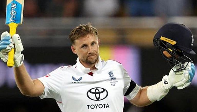 ஆஸி. மண்ணில் முதன்முறையாக ஜோ ரூட் சதம்