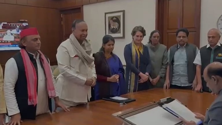 நீதிபதி ஜி.ஆர்.சுவாமிநாதனை பதவி நீக்கம் செய்ய கோரி தீர்மான கடிதம் - சபாநாயகரிடம் வழங்கிய இண்டியா கூட்டணி!