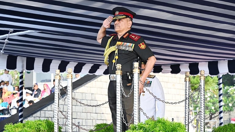 ஆபரேஷன் சிந்தூர் தொடர்கிறது - முப்படைகளின் தலைமை தளபதி