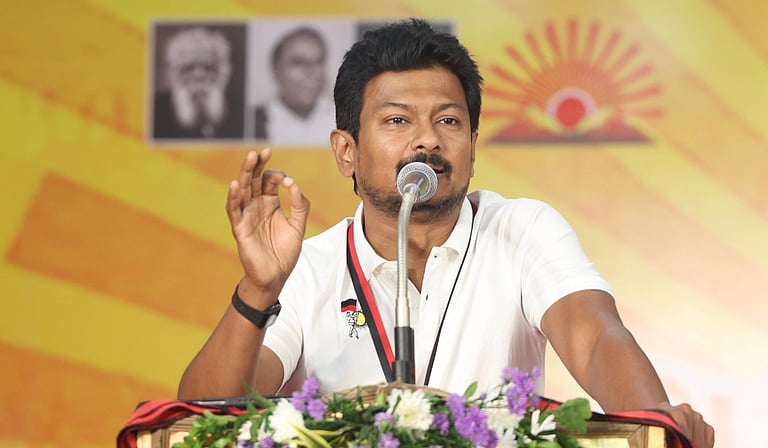 “மடிக்கணினி திட்டத்தை தடுக்க நினைக்கும் பழனிசாமியின் கனவு பலிக்காது” - உதயநிதி ஸ்டாலின்