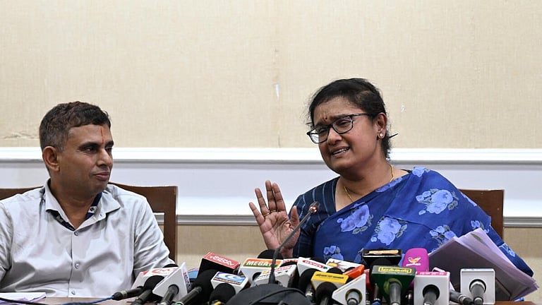 டிச.27, 28, ஜன.3, 4-ல் வாக்காளர் பெயர் சேர்ப்புக்கான சிறப்பு முகாம்கள்