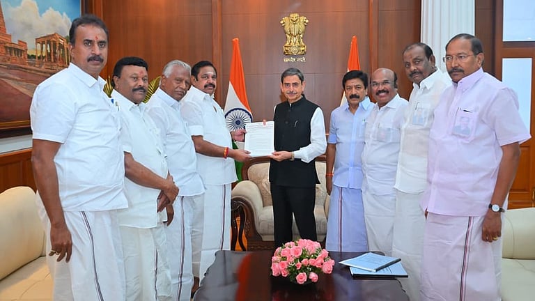 தமிழக ஆளுநருடன் எடப்பாடி பழனிசாமி சந்திப்பு!