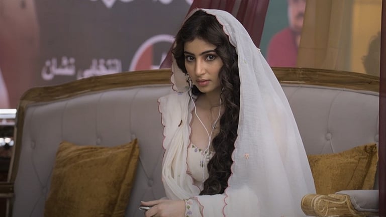 “வார்த்தைகளுக்கு அப்பாற்பட்ட ஆசீர்வாதம்!” - சாரா அர்ஜுன் நெகிழ்ச்சி