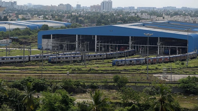 ஆலந்தூர் டூ வண்ணாரப்பேட்டை   பீக் ஹவர்சில் 3 நிமிடத்துக்கு ஒரு மெட்ரோ ரயில்