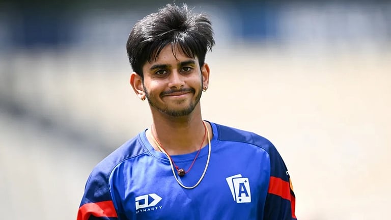 தமிழ்நாட்டின் வேலூரில் பிறந்த நியூஸி. ஒருநாள் அணியின் புதுமுகம் ஆதித்யா அசோக்