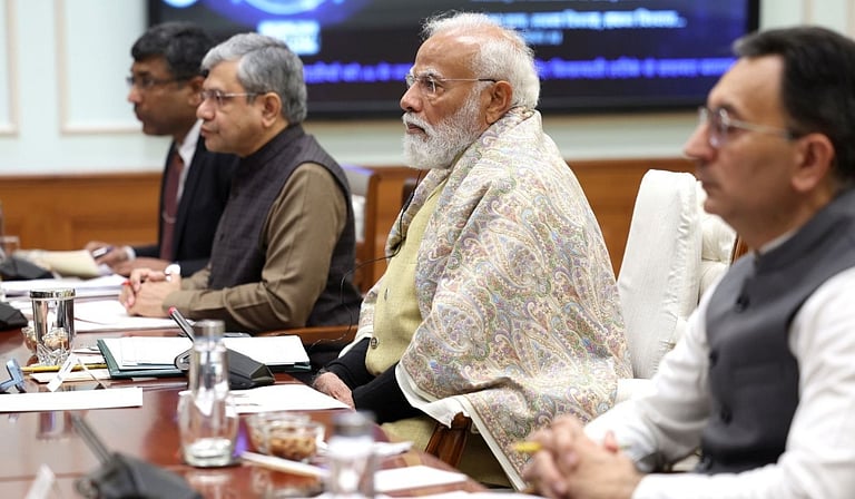 உல​கள​வில் முன்​னணி​யில் இருப்பதை நோக்கி ஏஐ நிறுவனங்கள் செயல்பட பிரதமர் மோடி வேண்டுகோள்