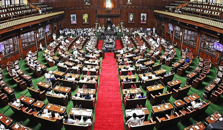 ஆணவ கொலைக்கு எதிராக கர்நாடகாவில் விரைவில் தனிச் சட்டம்: 10 ஆண்டு சிறை, ரூ.3 லட்சம் அபராதம்