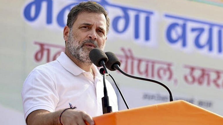 “ஊரக வேலை திட்டத்தை சீர்குலைக்கிறார் பிரதமர் மோடி” - ராகுல் காந்தி குற்றச்சாட்டு