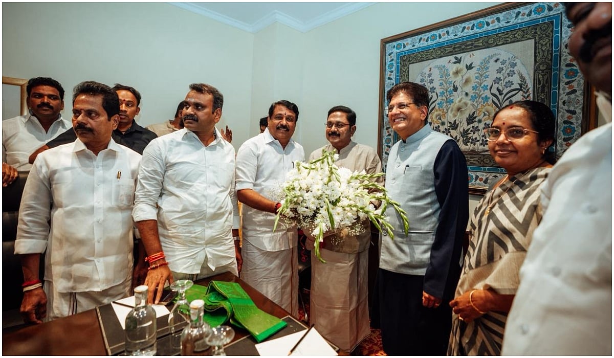 என்டிஏ-வில் மீண்டும் ஐக்கியமான டிடிவி தினகரன்