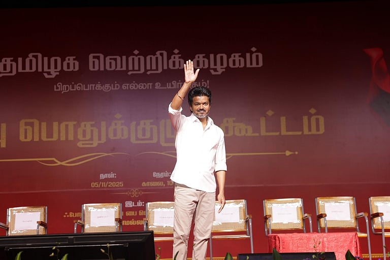 விஜய் தலைமையில் ஜன.25-ல் தவெக செயல்வீரர்கள் கூட்டம்: ஆனந்த் அறிவிப்பு