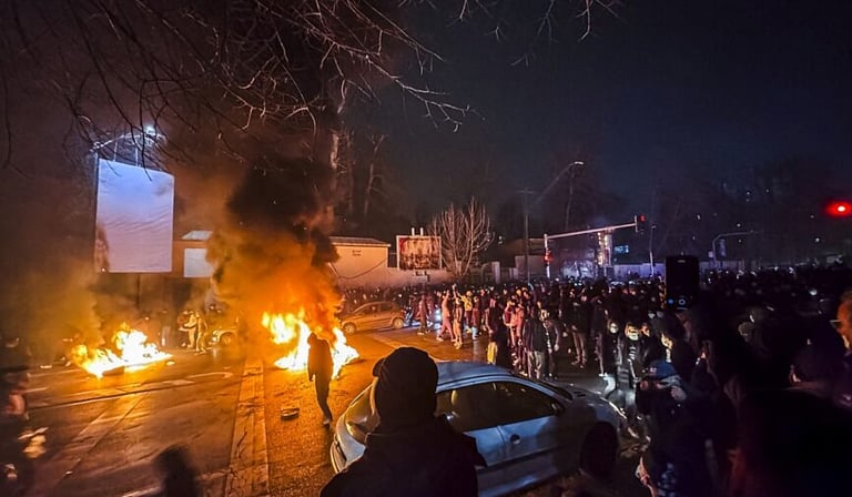 ஈ​ரான் போராட்ட உயிரிழப்பு 3,117 - அரசு தொலைக்​காட்சி தகவல்