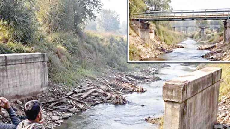 ஒரே இரவில் 10 டன் இரும்பு பாலம் திருட்டு: சத்தீஸ்கரில் அதிர்ச்சியூட்டும் சம்பவத்தில் 5 பேர் கைது