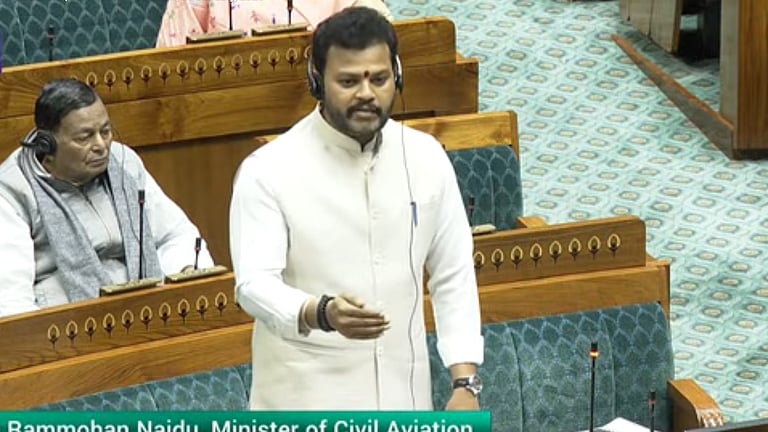 ‘‘மதுரை விமான நிலையம் தரம் உயர்த்தப்படும்’’ - மக்களவையில் அமைச்சர் ராம்மோகன் நாயுடு உறுதி