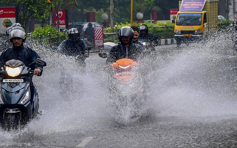 கொட்டித் தீர்த்த கனமழை... வானிலை மையம் சொன்ன தகவல்