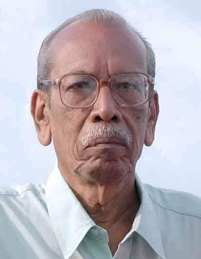 மூத்த எழுத்தாளர் சாருகேசி காலமானார்