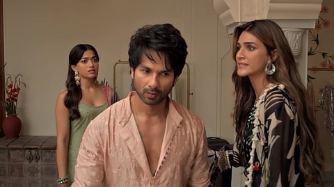 A still from ‘Cocktail 2’
