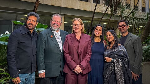 Kabir Khan, Arnold Dix, Jacinta Allan (Premiere of Victoria state, Australia), Mitu Bhowmick Lange, founder - Mind Blowing Films, Aparna Purohit, CEO - Aamir Khan Productions, and Aamir Khan