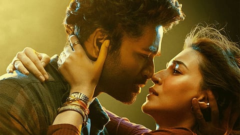 A still from 'Tere Ishq Mein'
