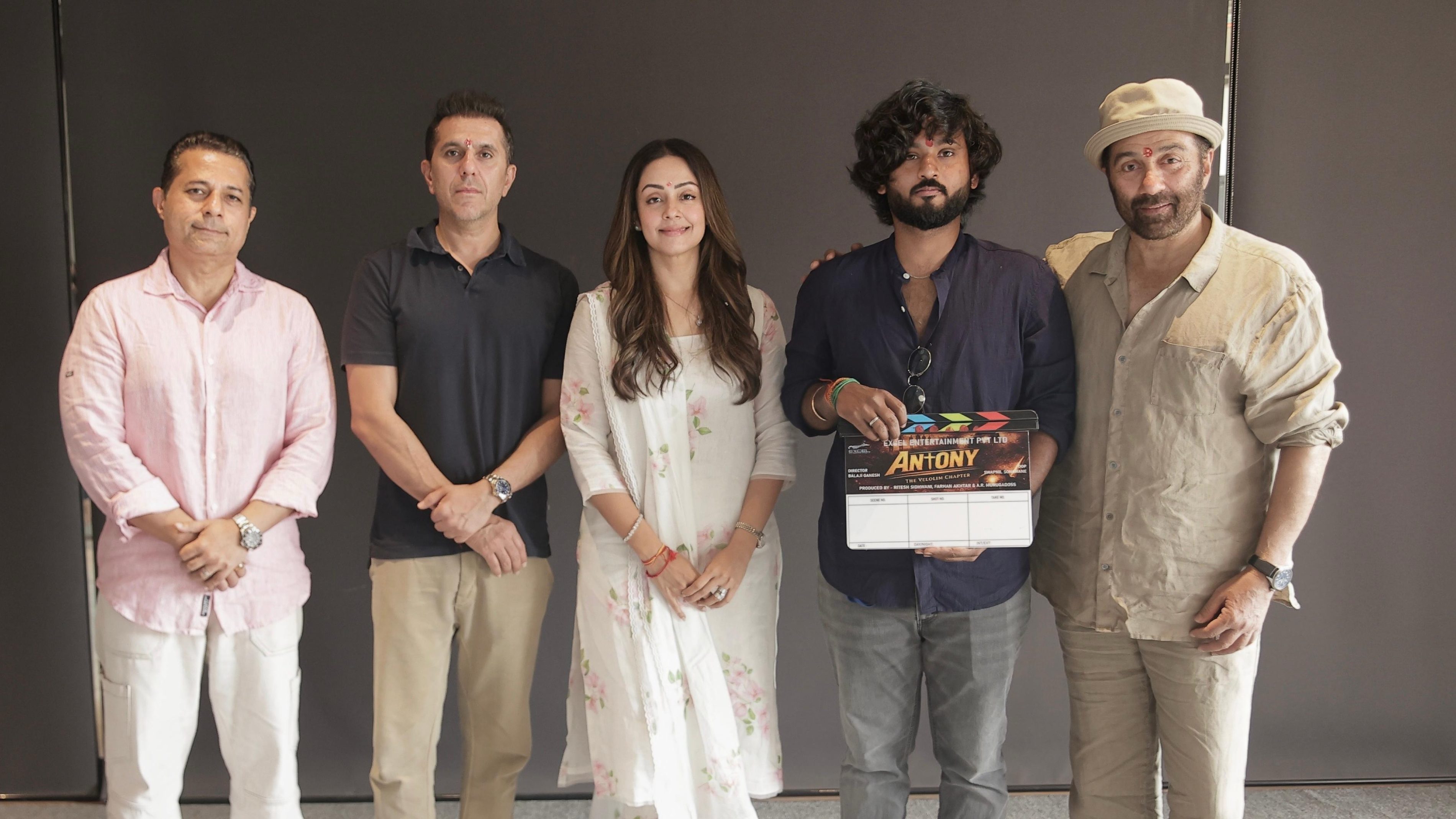 Kassim Jagmagia, Ritesh Sidhwani, Jyotika, Balaji Ganesh, Sunny Deol
