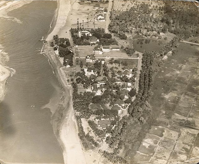 Old black-and-white aerial photograph of Four Bungalows.