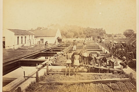 All images in this piece were taken by Oscar Mallitte at an indigo farm in Allahabad (now Prayagraj) in 1877.