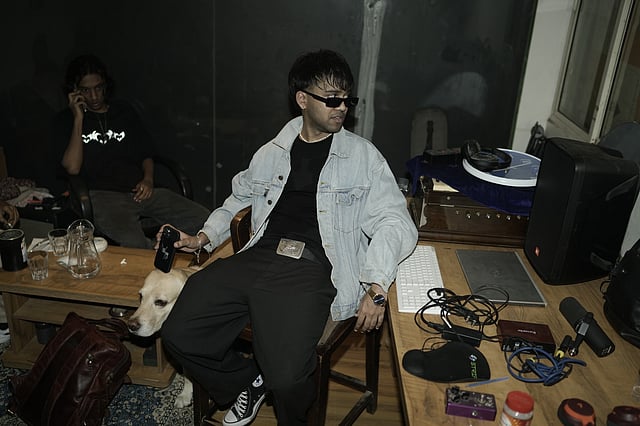 SMOKE