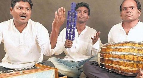 CGNet Swara Performs In Mumbai To Bridge India's Urban-Rural Gap