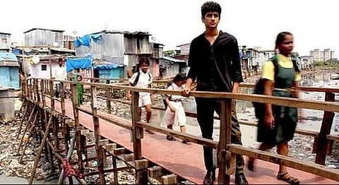 17-Year-Old Builds Bridge For The Children Of Mumbai's Sathe Nagar Slum