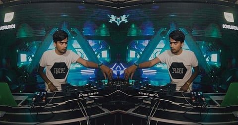 Tonight at the Humming Tree: Oceantied, Soulspace & EZ Riser (TEST)