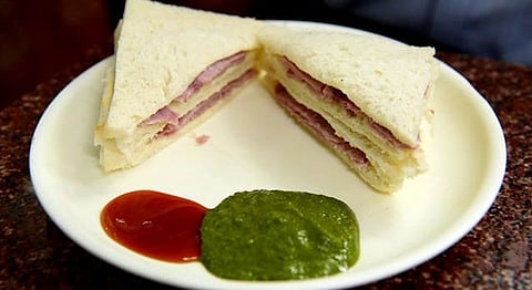 Snacking On Jangpura’s Most Famous Ham Sandwiches