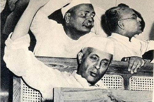 India's First Female Photojournalist Captures The Vote For Partition