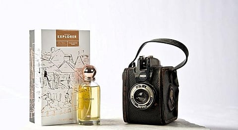 Perfumer meaning in hindi 2025