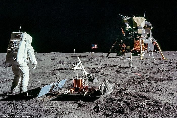 Rare Photographs Of NASA's 1960s Apollo Missions
