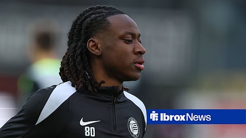 Ryan Fosso warms up for Sturm Graz.