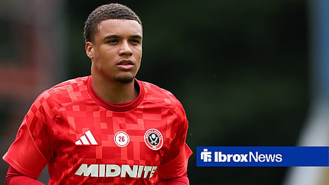 Ryan One warming up for Sheffield United