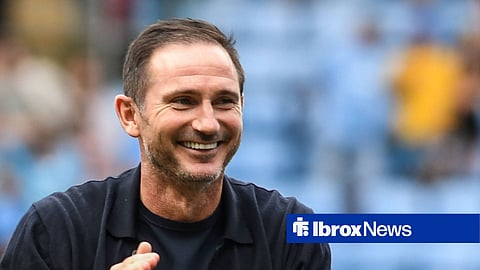 Coventry City boss Frank Lampard applauding
