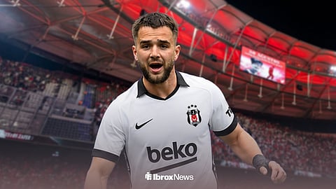Nico Raskin in Besiktas kit ahead of their stadium