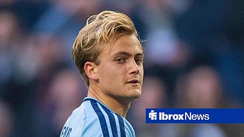 Oskar Fallenius playing for Djurgarden