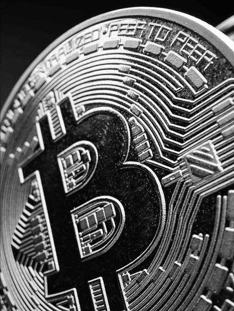 Trump's Bold Bitcoin & Crypto Plan Targets Banks Amid Price Surge