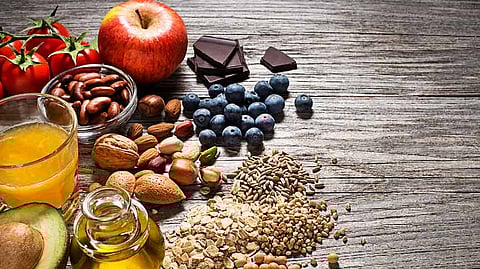 Why tea, berries, dark chocolate, apples may hold key to longer life