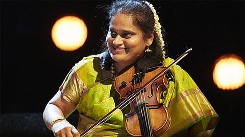 Violinist Jyotsna Shrikant brings innovative melodies to Trafalgar Square in London