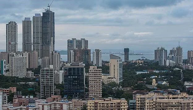 Enterprising realtors have picked up the gauntlet and utilized the opportunity to widen their showcase portfolios to a much wider audience in India as well as the Indian diaspora.