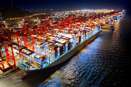 How Today’s Global Disruptions are Reshaping Supply Chains 