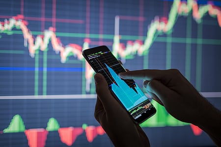 AI in Finance: Exploring the Leading Edge