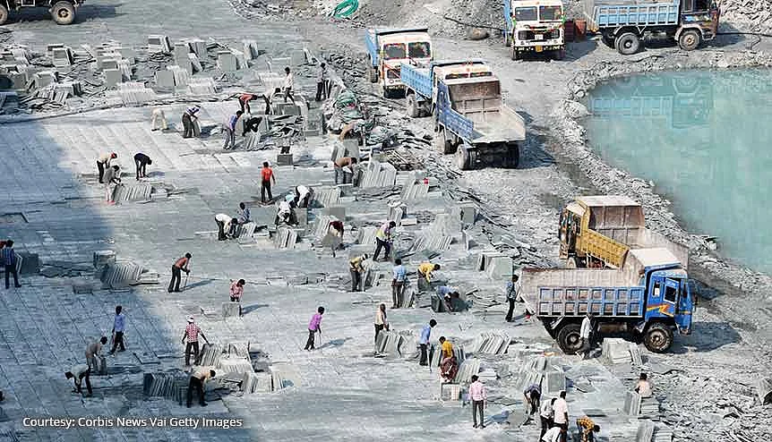1,600 tonnes of lithium had been discovered in the Mandya district of the state of Karnataka. Exploration is also being conducted in Rajasthan, Chhattisgarh, and Orissa to expand the scope of local production.