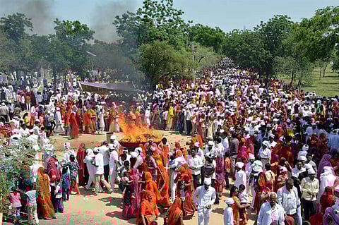 Bishnois at Khejarli environment fair (Image: Kalpit Bishnoi, Wikimedia Commons; CC BY-SA 4.0)